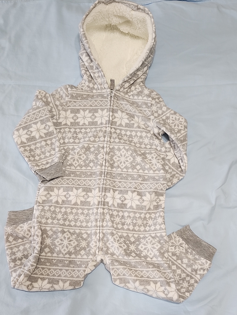 Cozy Hooded Baby Onesie with Snowflake Fair Isle Pattern - Gray & White